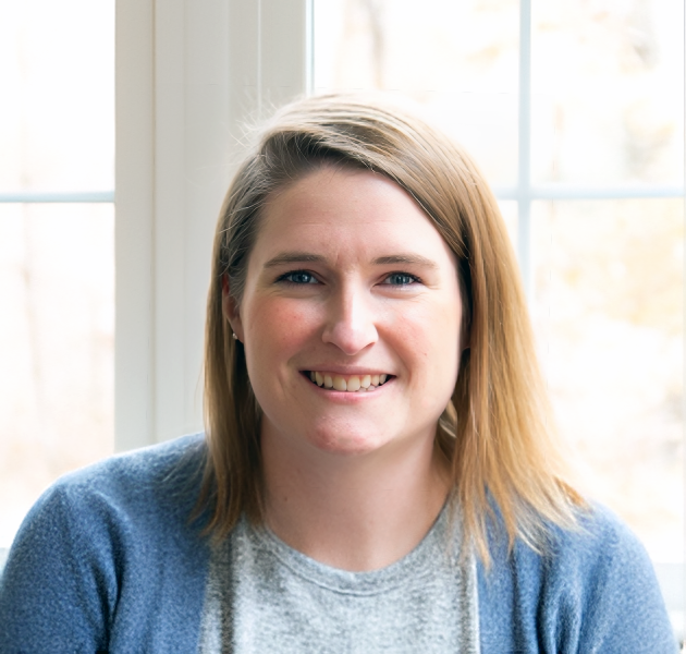 Amanda Claypool Headshot